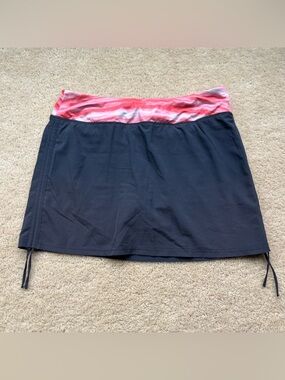 Kiwi Kate Women’s Gray Athletic Skort w/ Shorts Lining - Size S - VGUC - Stretch